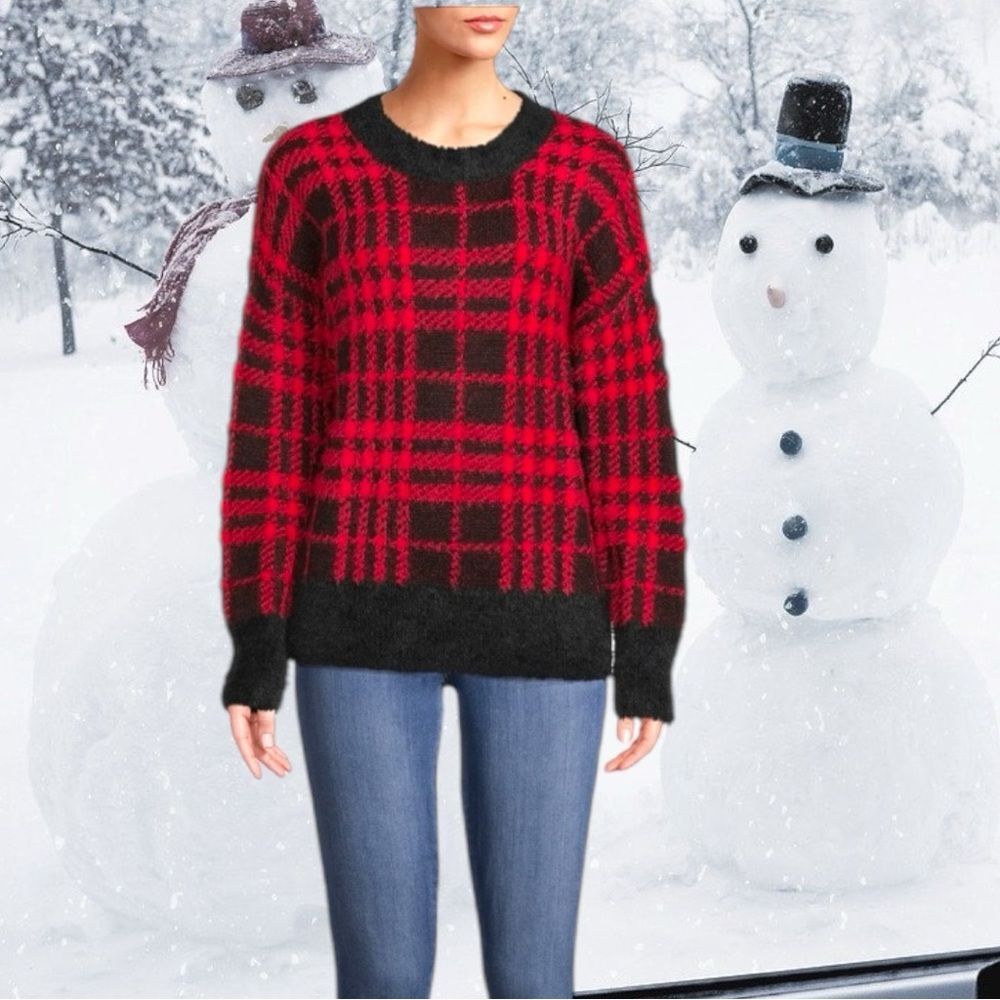Time & tru super warm and cozy fluffy red and black buffalo plaid sweater! New